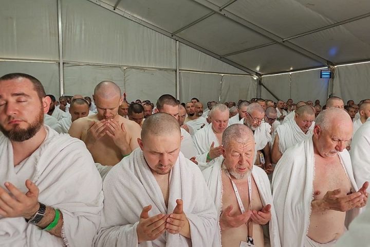 Гарәфә көнендә догалар кабул була
