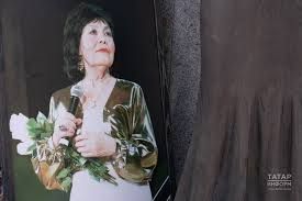 Әлфия Авзаловага тагын бер һәйкәл куелачак