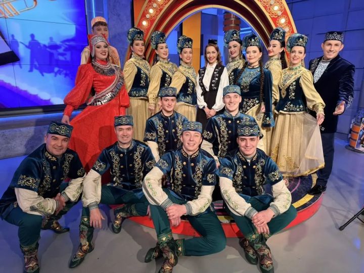 «Болгар» бию театры артистлары телевизион тапшыруда төште
