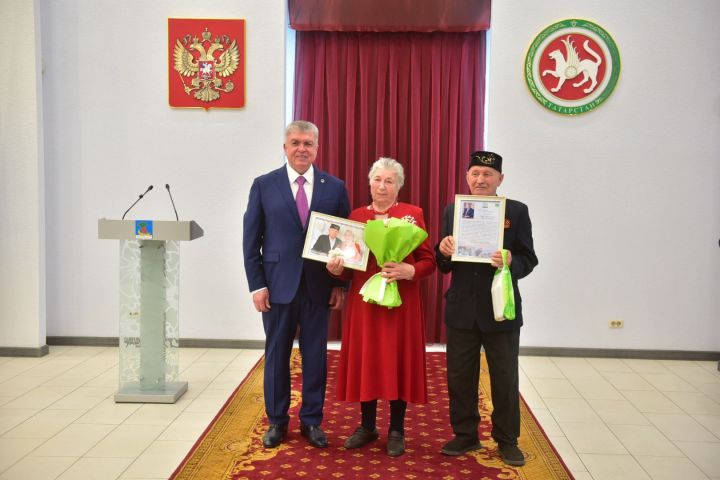 Чаллыда гаилә парады үтте ( Фоторепортаж).