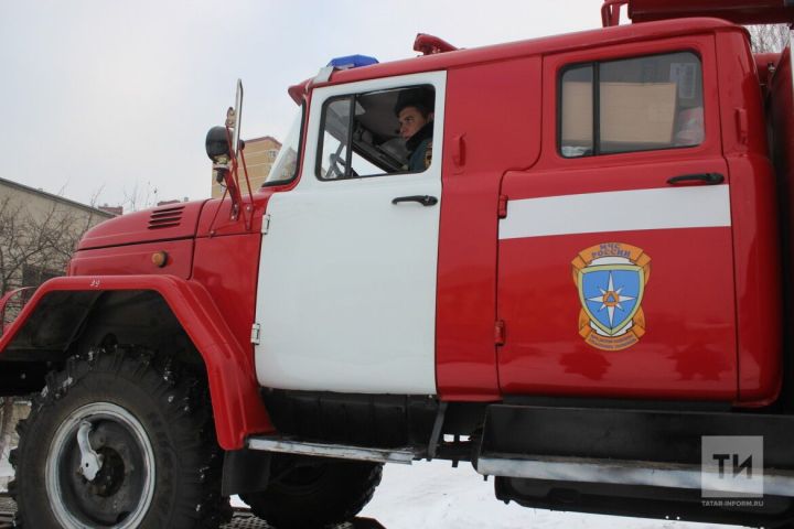 Чаллыда янгын сүндерүчеләр 14 яшьлек яшүсмерне коткардылар