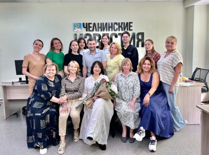 Зөлфия Солтанова: «Укучы редакторның киткәнен сизәргә тиеш түгел»
