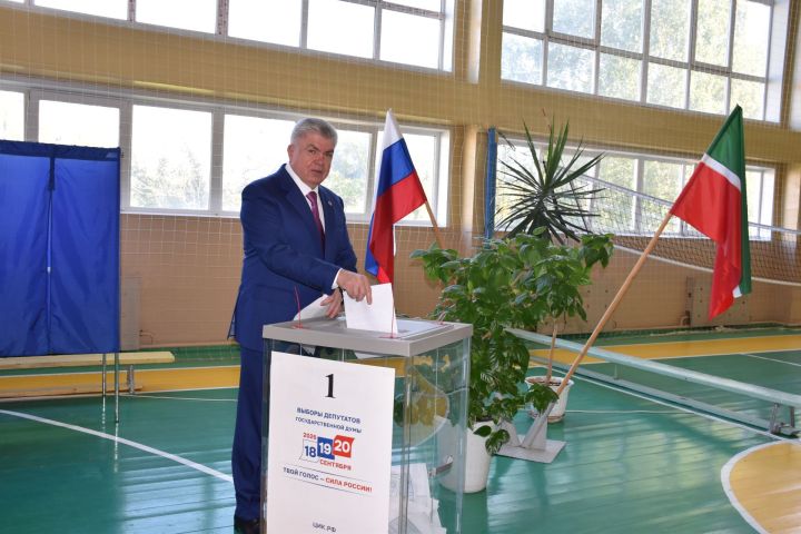 Чаллы мэры Наил Мәһдиев Дәүләт Думасына депутатлар сайлауда катнашты
